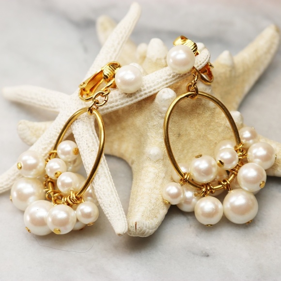 ACAPULCO PRINCESS Chandelier Earrings by AVON - Picture 9 of 11